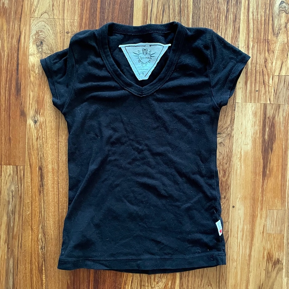 Kids T2 Love Black V Neck Tee Shirt Size 2